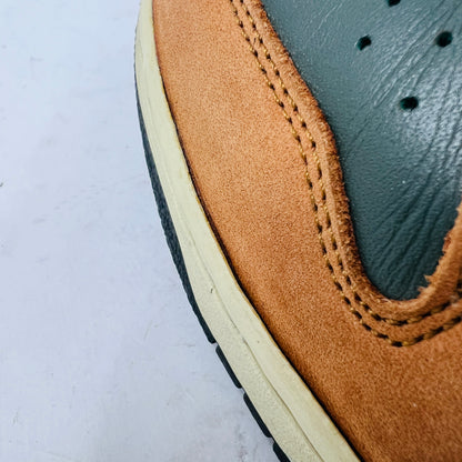Nike SB Dunk Low Vapour Mineral Yellow