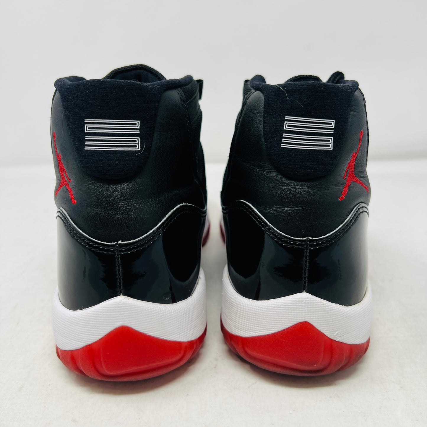 Jordan 11 Retro Playoffs Bred (2019)
