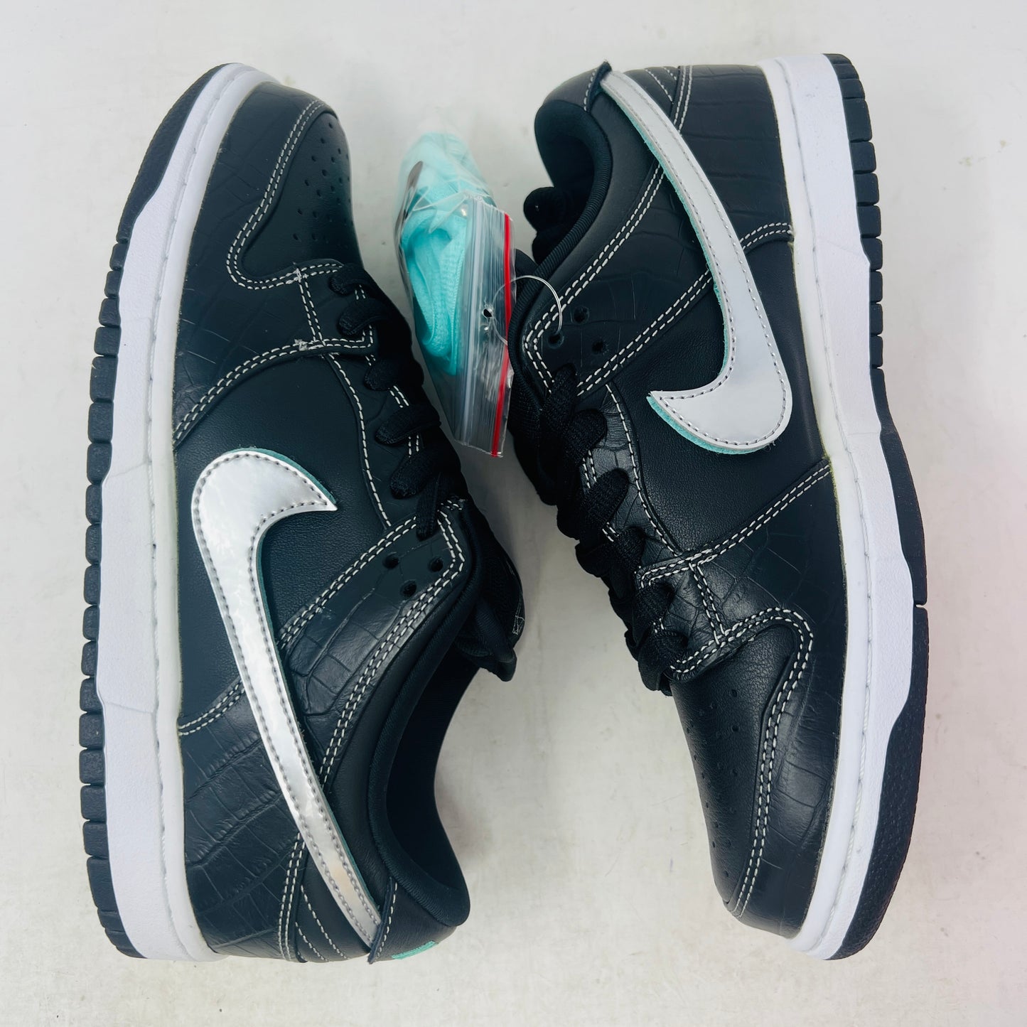 Nike SB Dunk Low Diamond Supply Co. Black Diamond