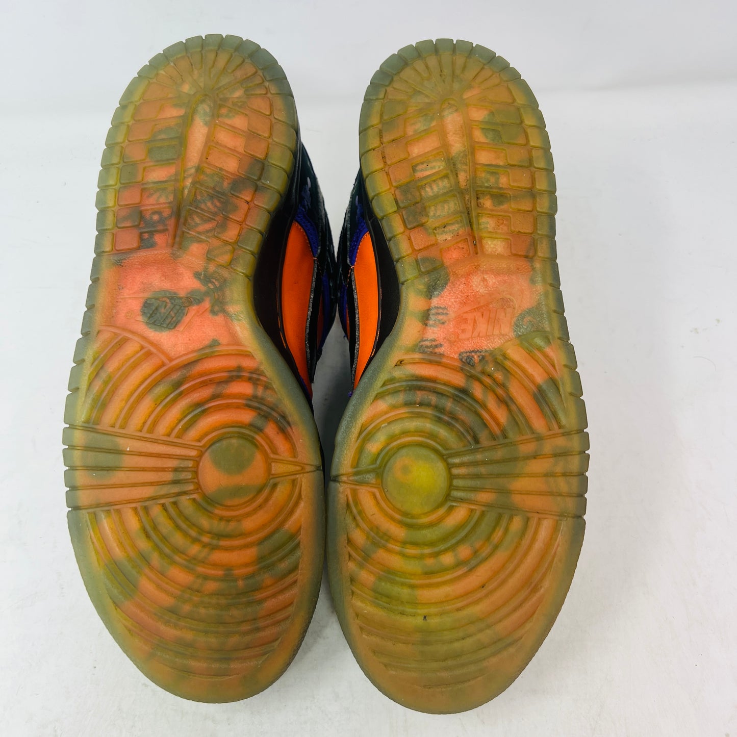 Nike SB Dunk Low Day of the Dead