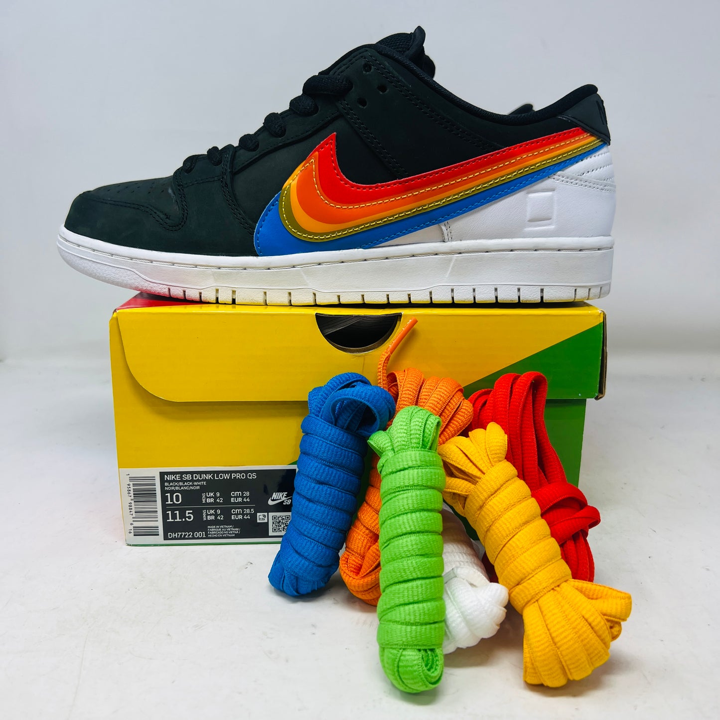 Nike SB Dunk Low Polaroid