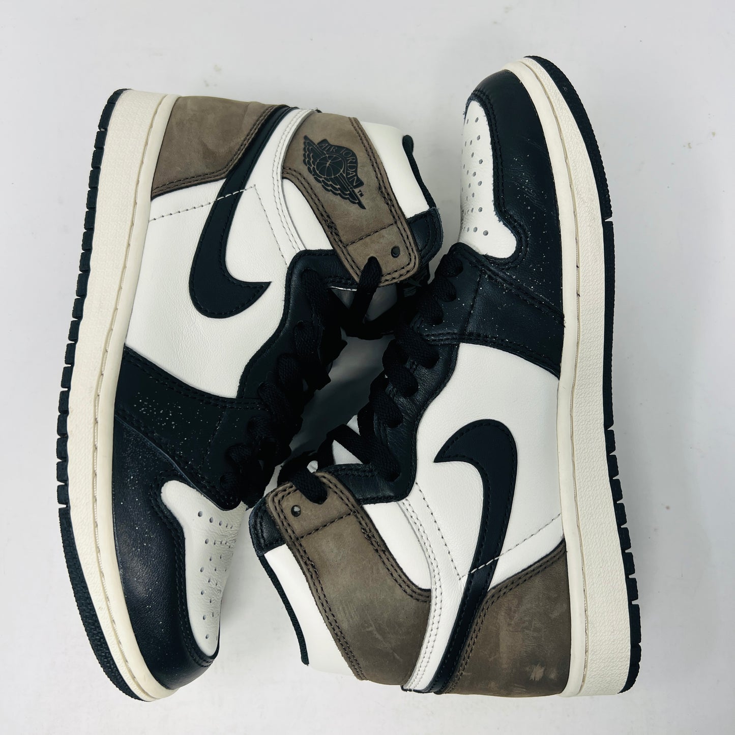Jordan 1 Retro High Dark Mocha