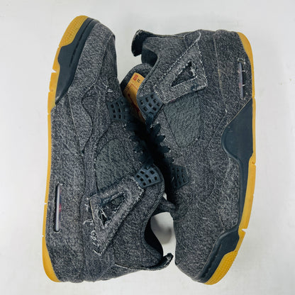 Jordan 4 Retro Levi's Black (Levi's Tag)