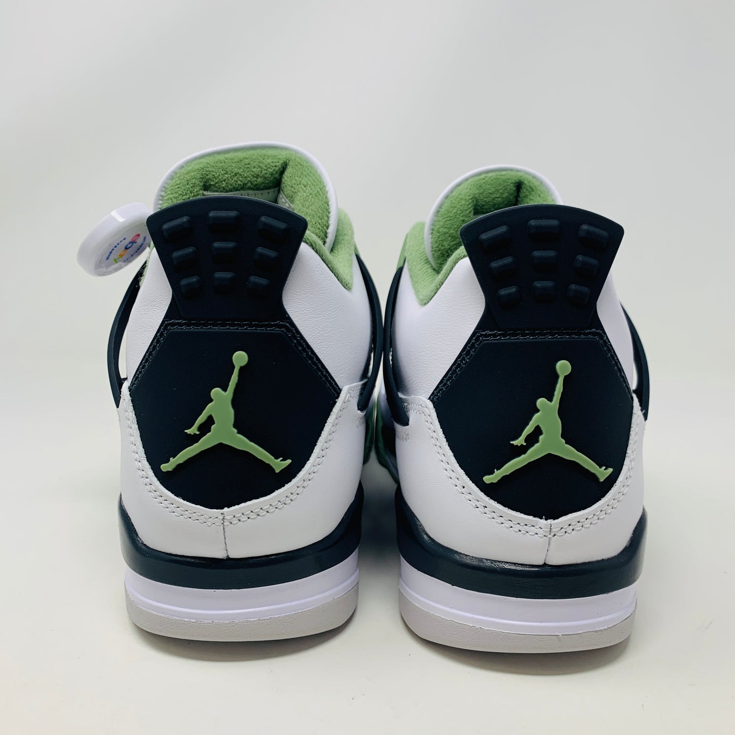 Jordan 4 Retro Seafoam (W)