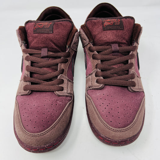 Nike SB Dunk Low City of Love Burgundy Crush