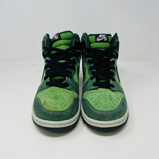 Nike SB Dunk High Brut
