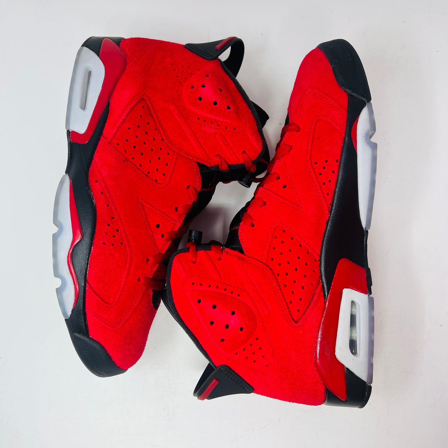 Jordan 6 Retro Toro Bravo