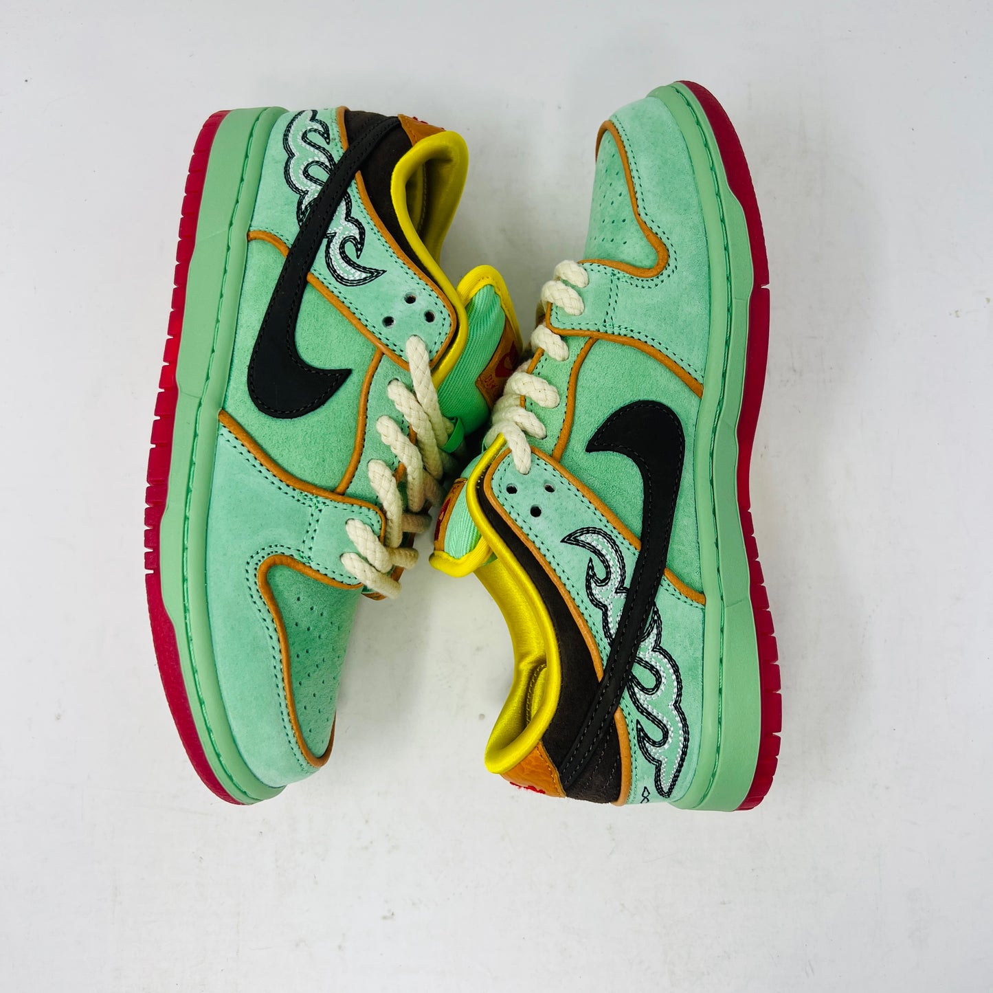 Nike SB Dunk Low Rodeo Tourmaline