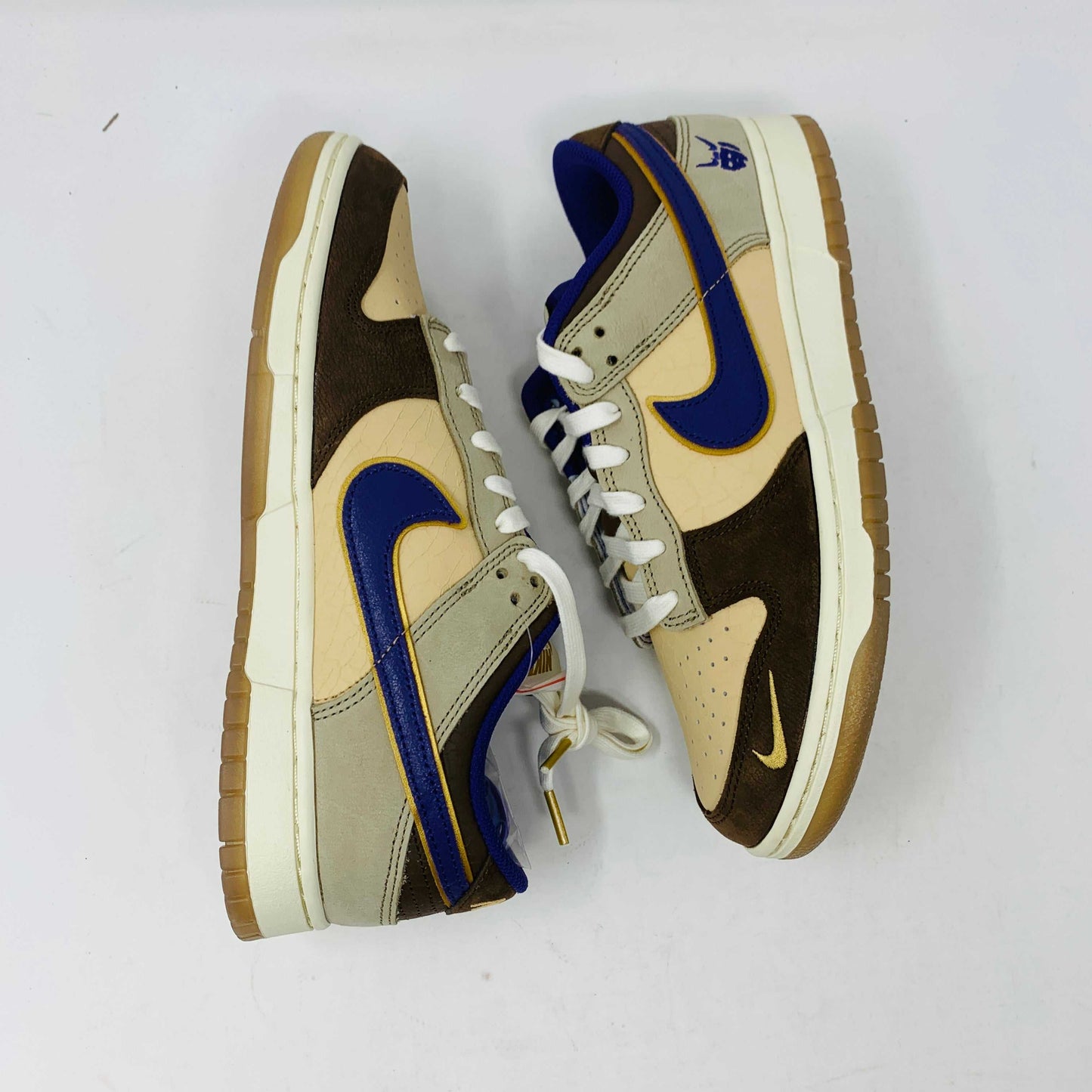 Nike Dunk Low Setsubun sneakers, brand new condition, featuring a multicolor design with blue accents, from 2022.