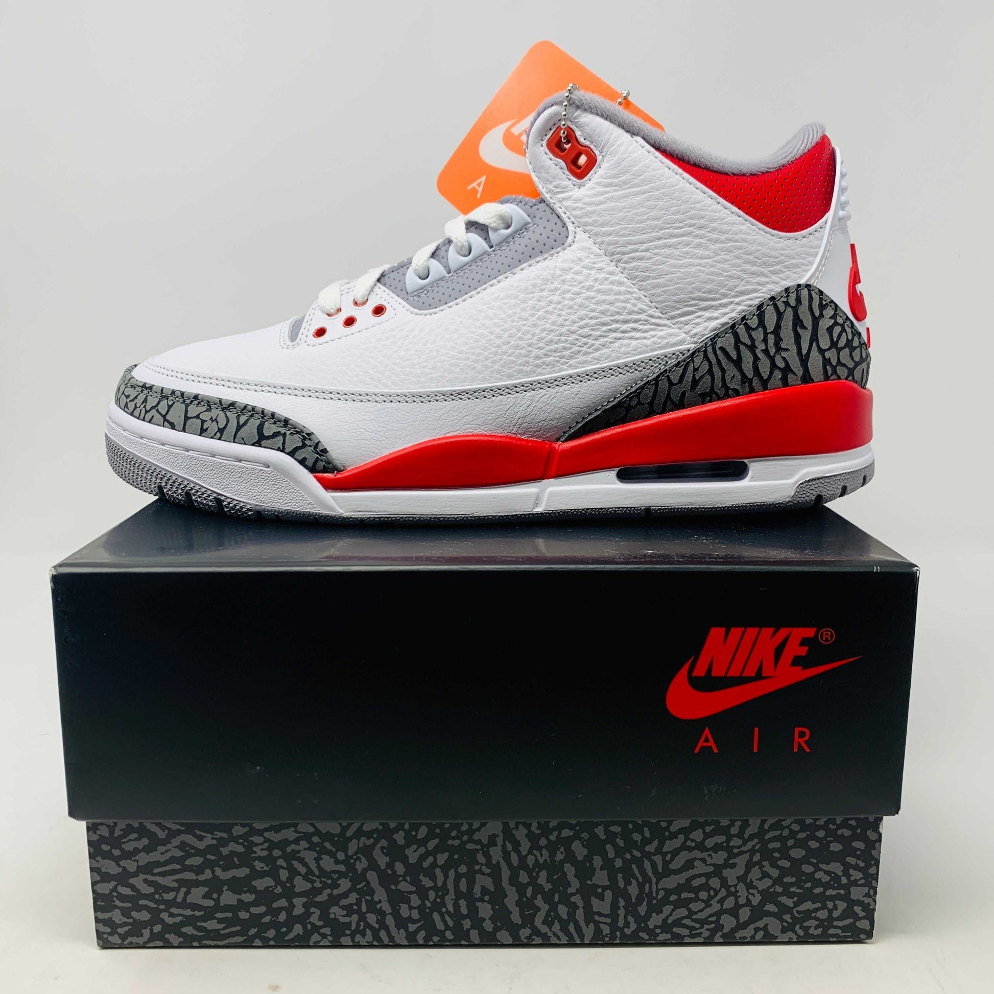 Jordan 3 Fire Red 2022 sneakers, brand new, on original box.