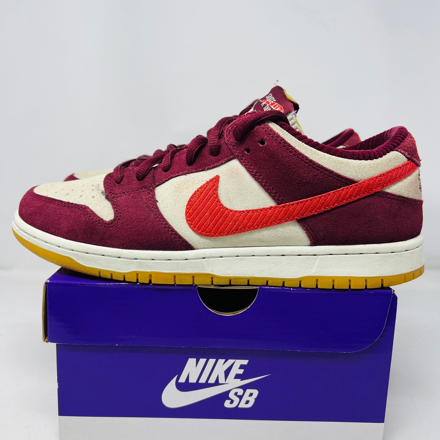 Nike SB Dunk Low Skate Like a Girl
