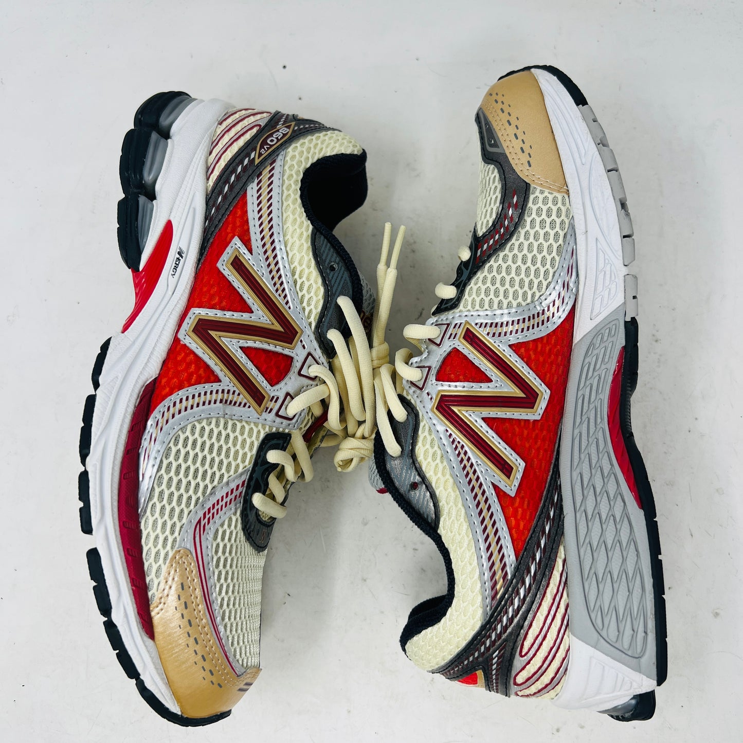 New Balance 860v2 Aime Leon Dore Red