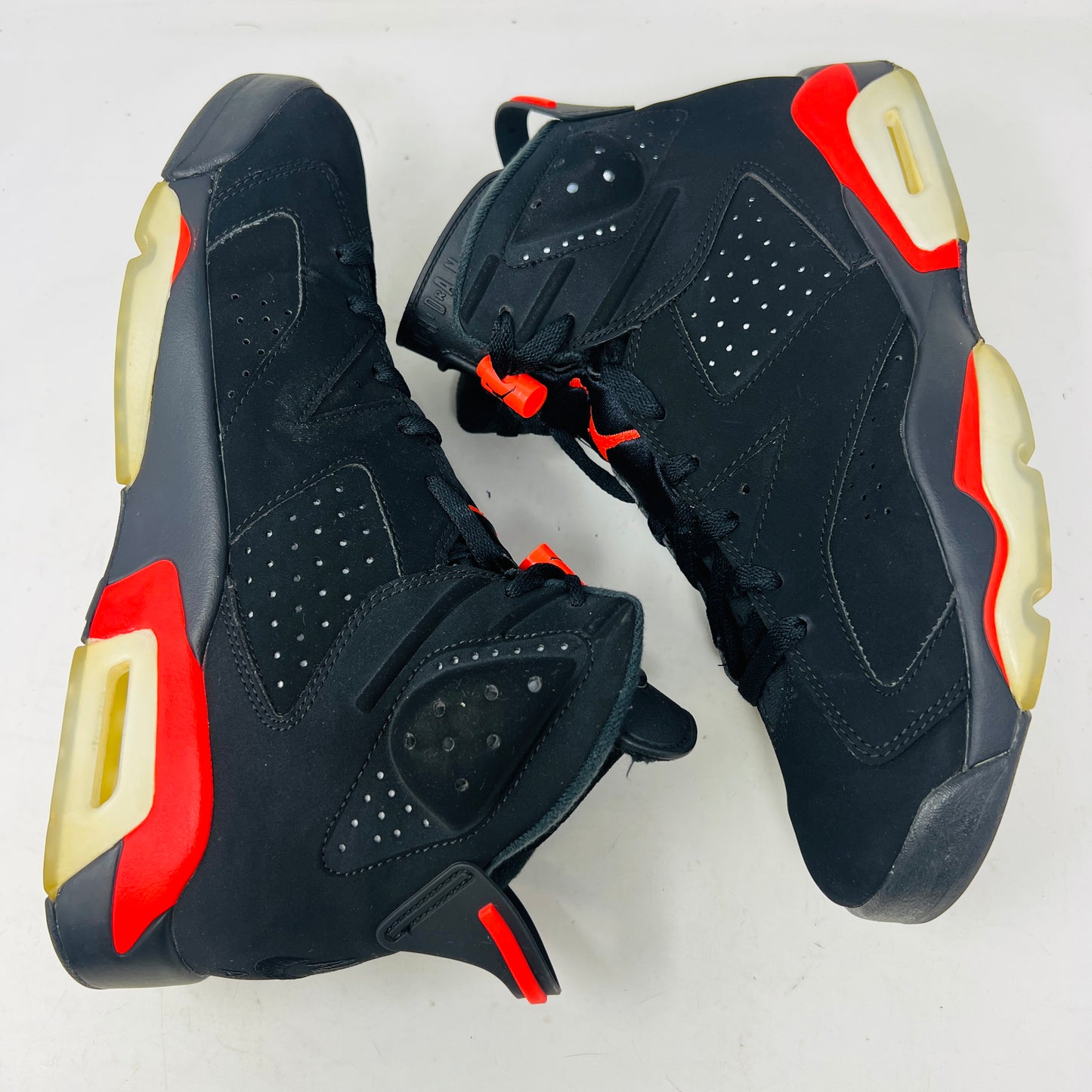 Jordan 6 Retro Black Infrared (2019)