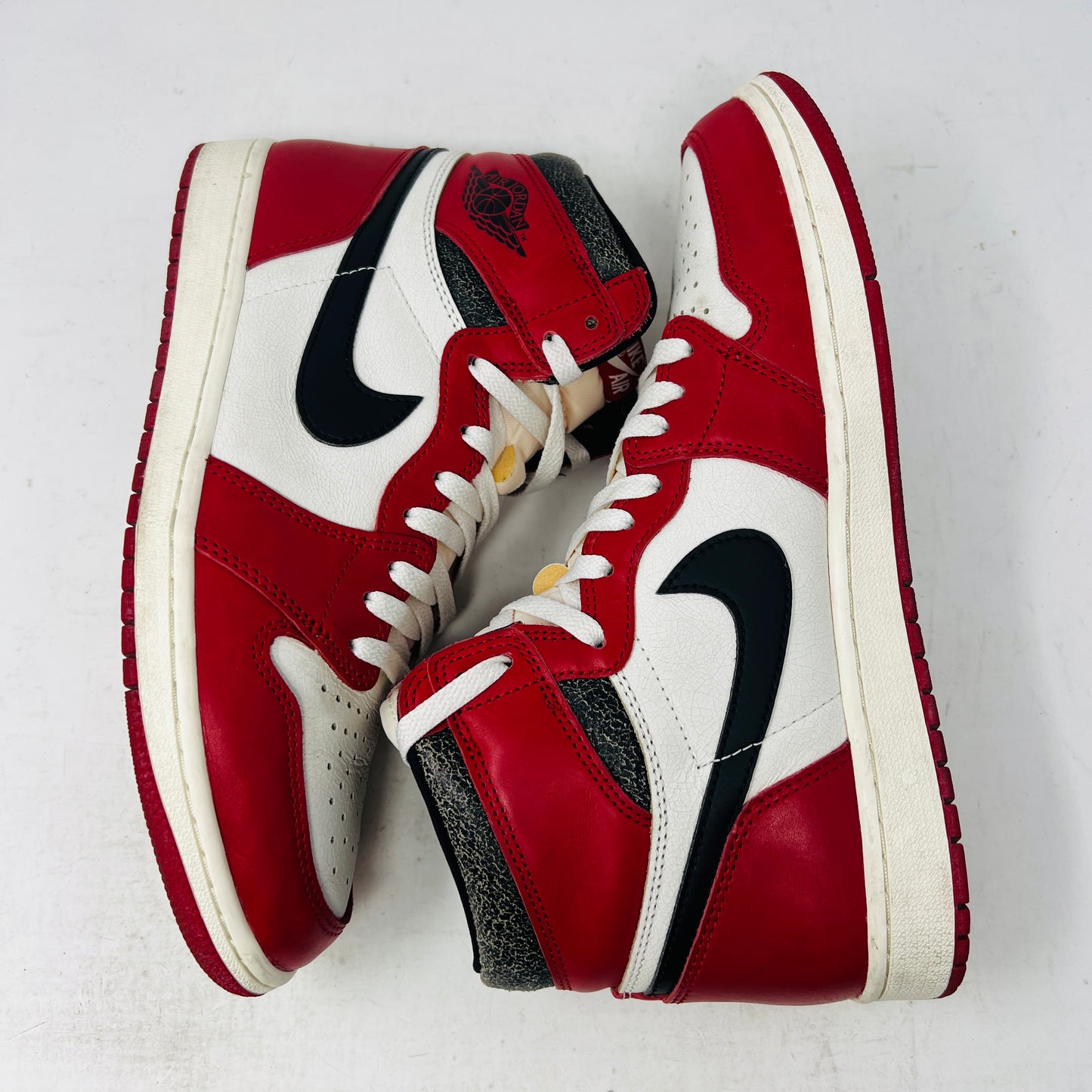 Jordan 1 Retro High OG Chicago Lost and Found