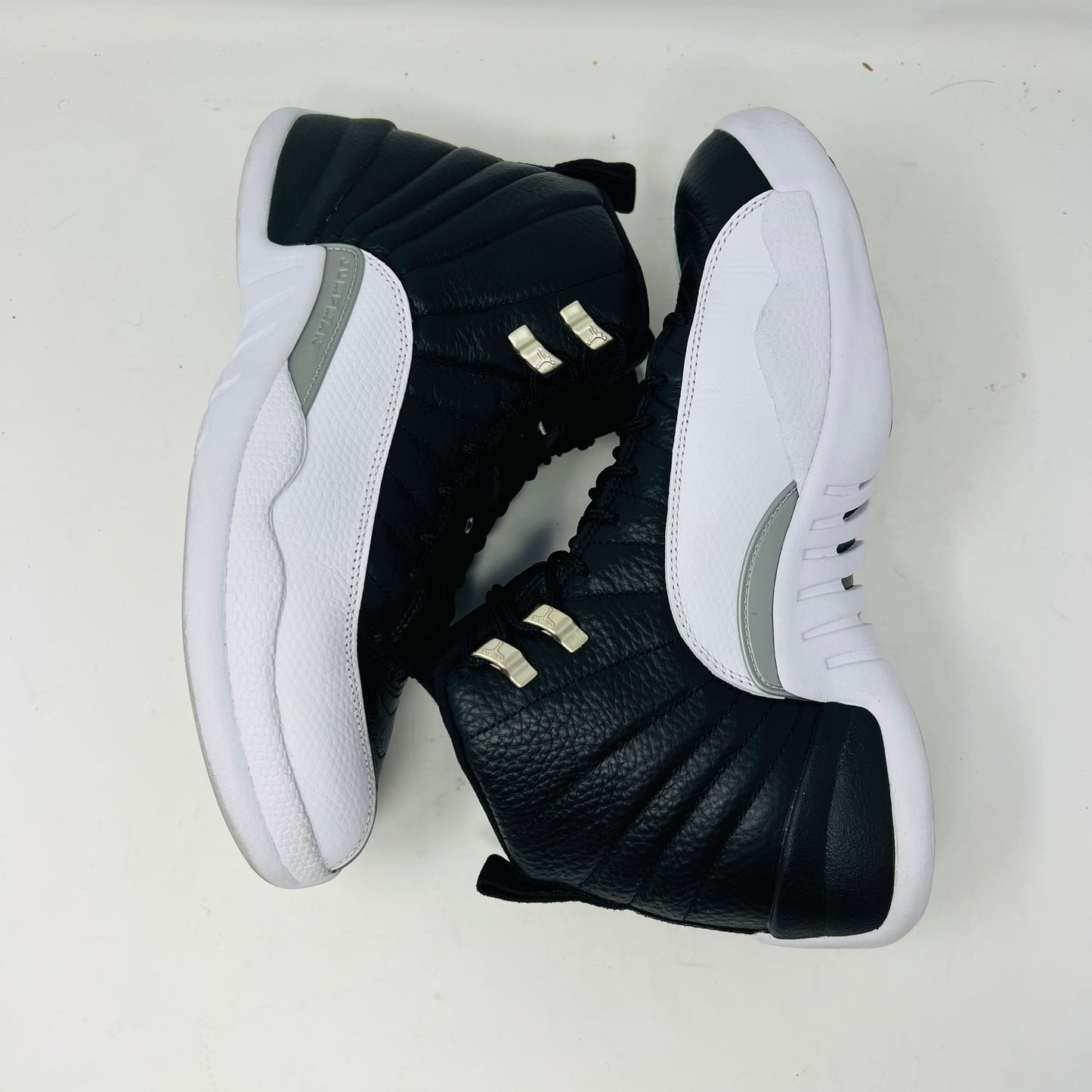 Jordan 12 Retro Playoffs (2022)