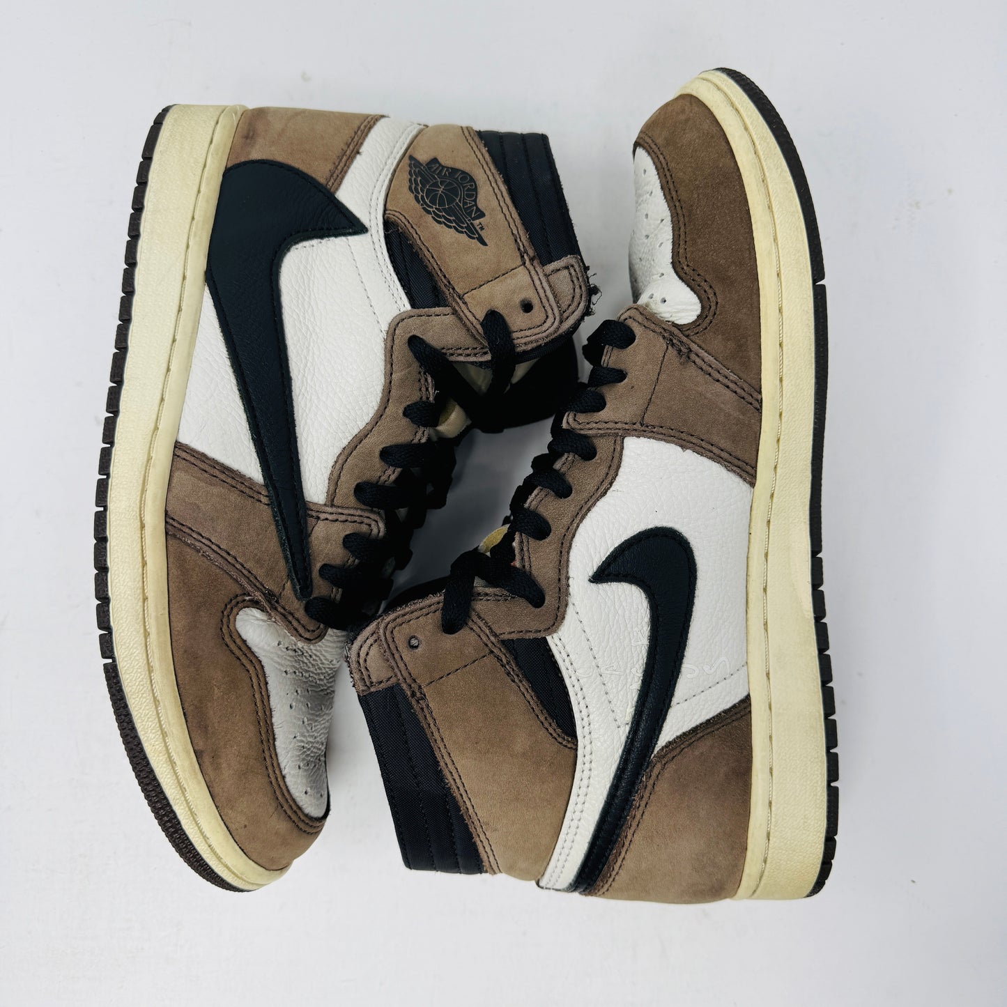Jordan 1 Retro High OG SP Travis Scott Mocha