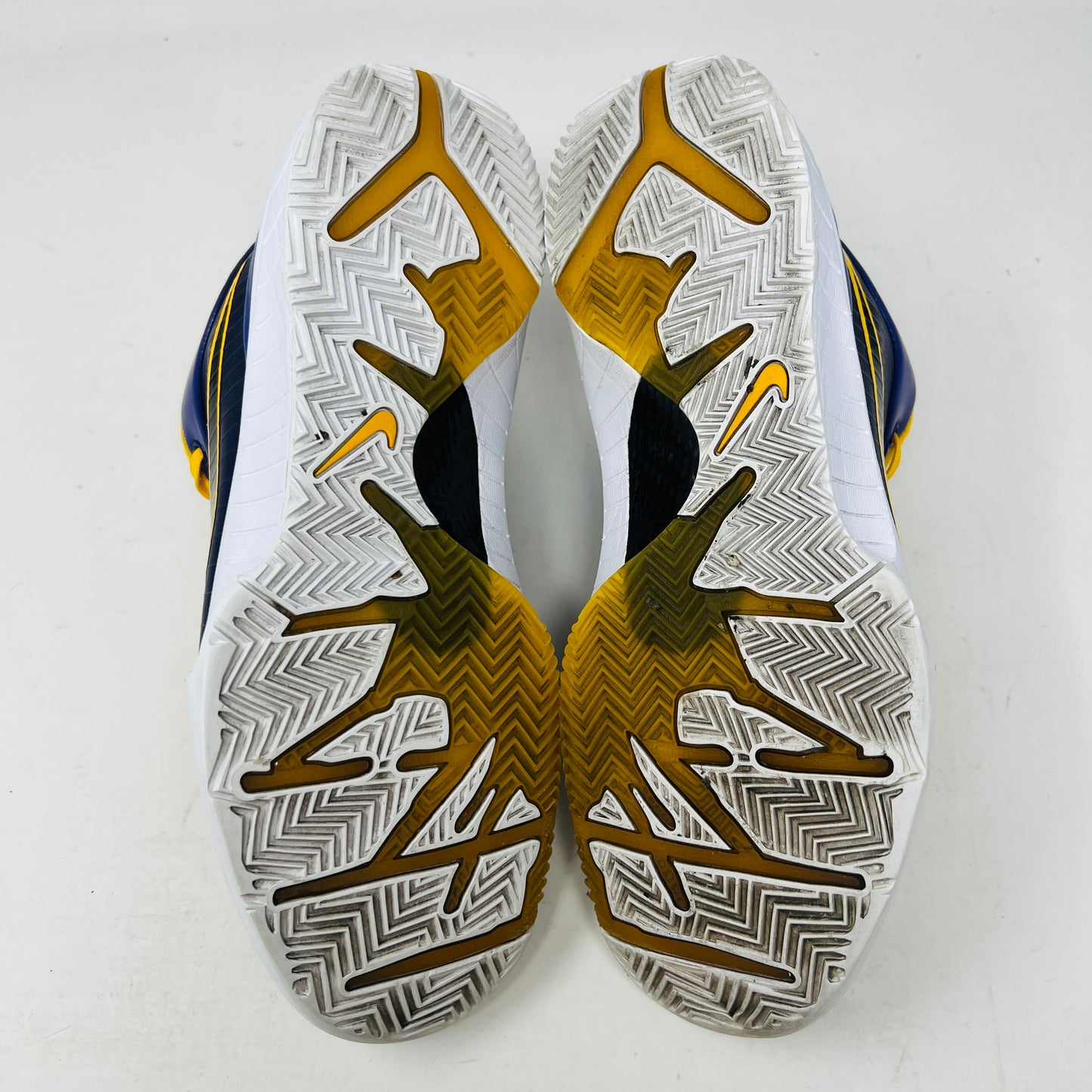 Nike Kobe 4 Protro Undefeated Los Angeles Lakers