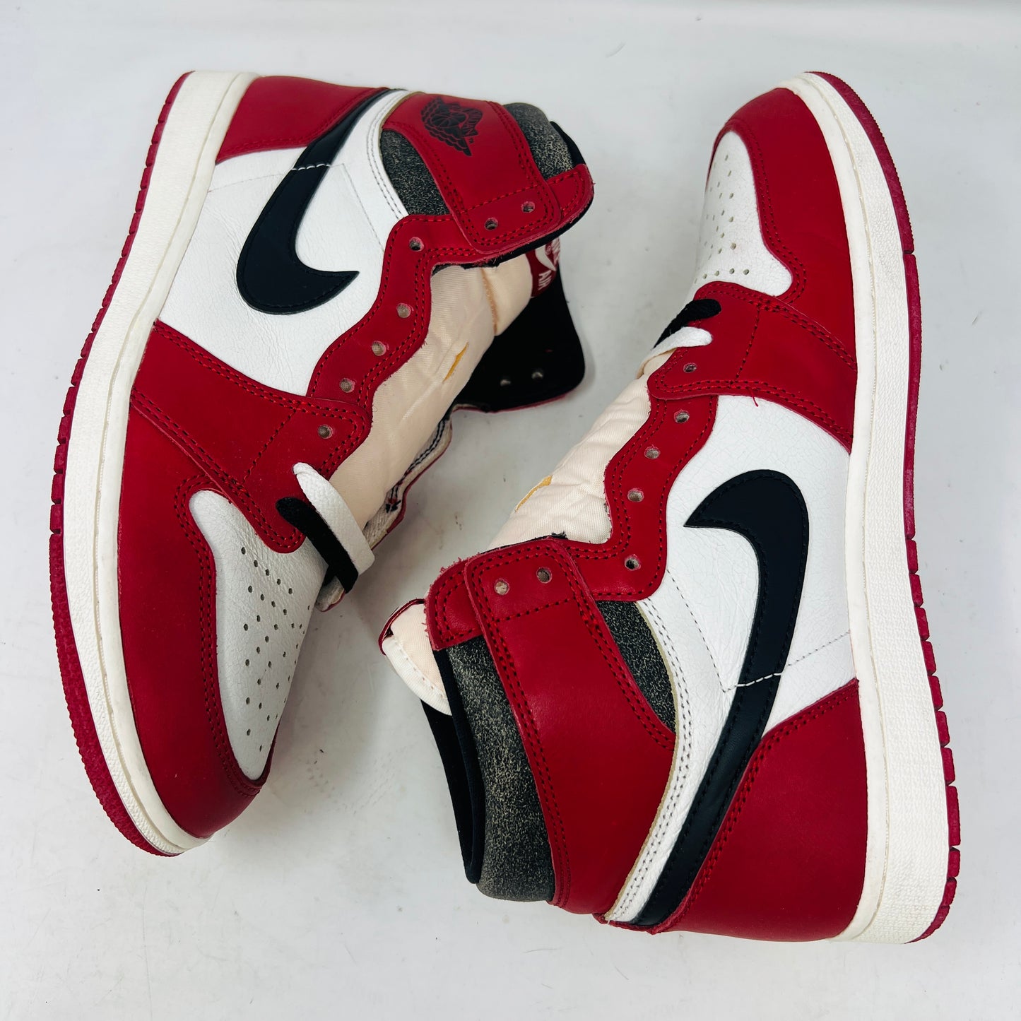 Jordan 1 Retro High OG Chicago Lost and Found