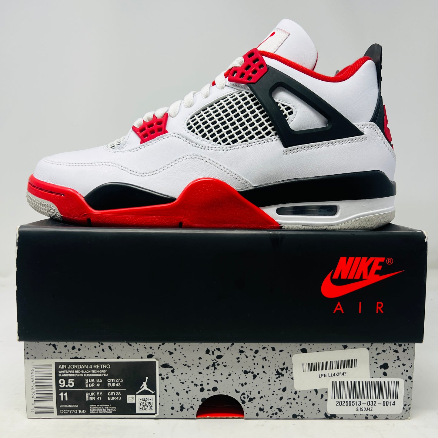 Jordan 4 Retro Fire Red (2020)