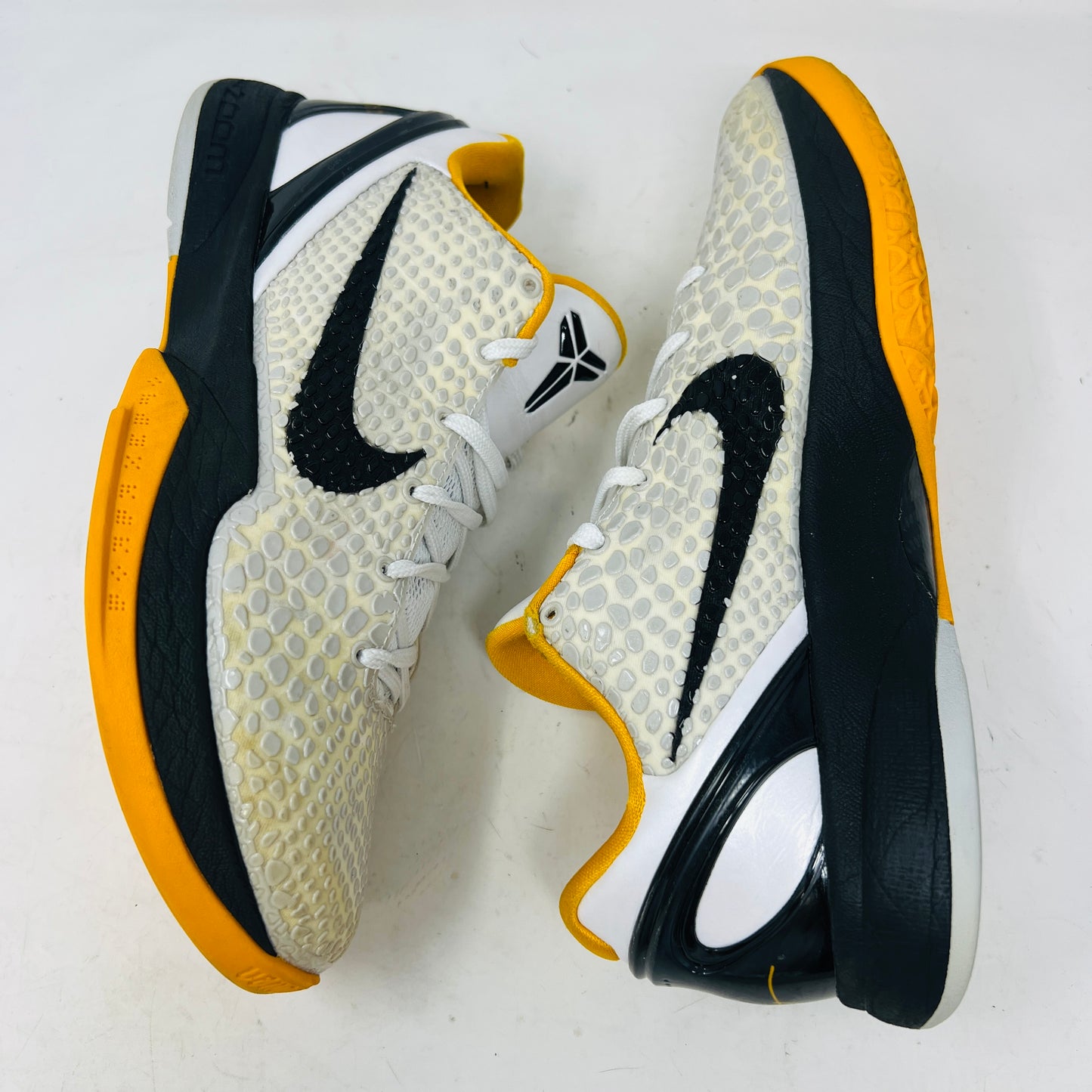 Kobe 6 Protro Playoff Pack White Del Sol