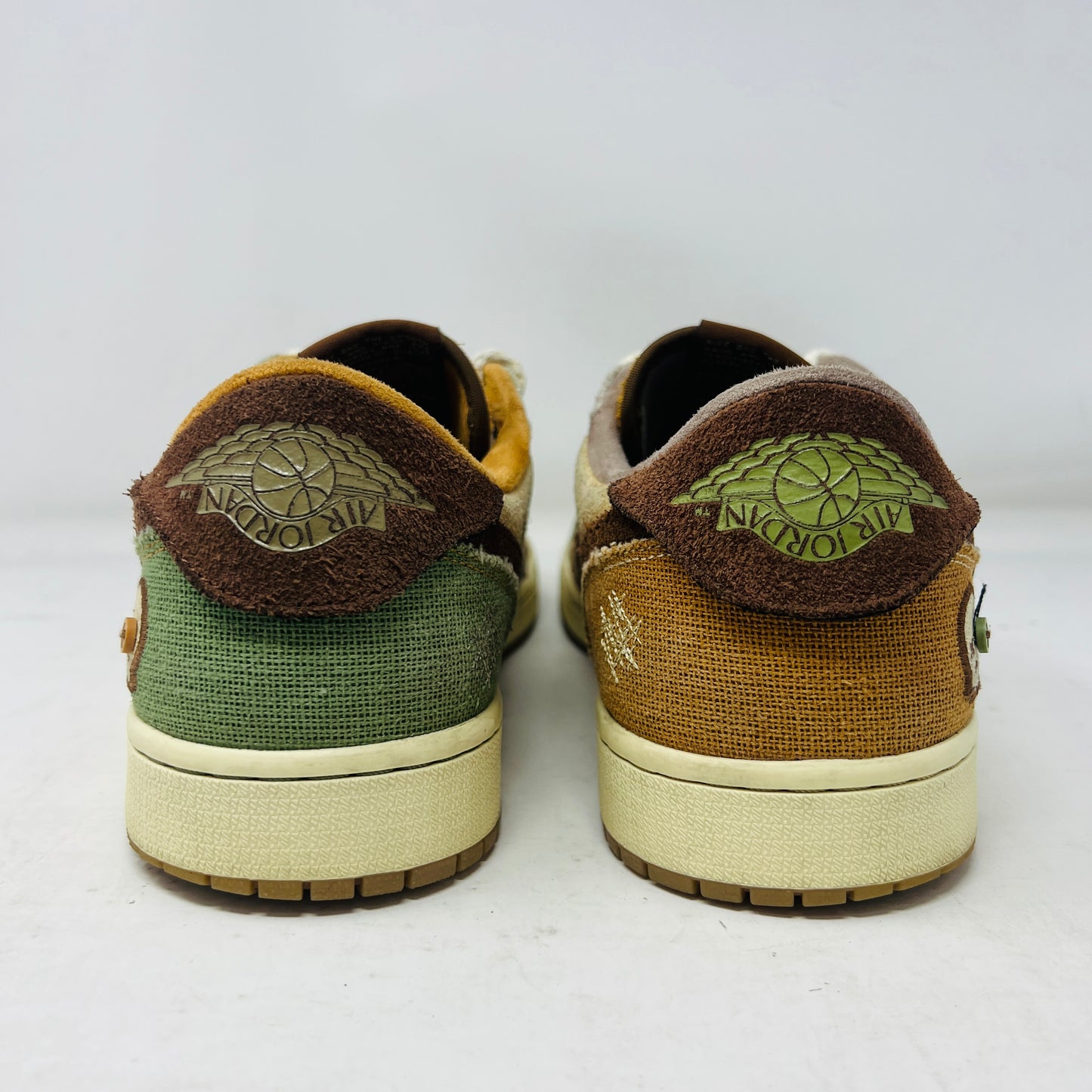 Jordan 1 Retro Low OG Zion Williamson Voodoo