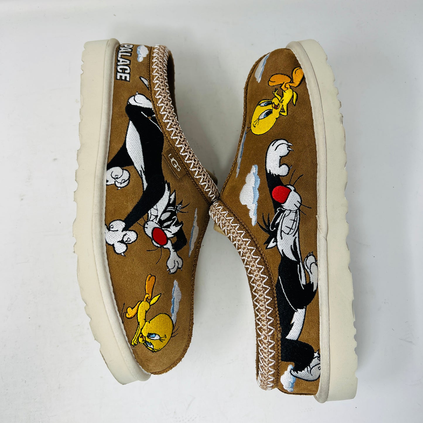 UGG Tasman Slipper Palace x Looney Tunes Chestnut