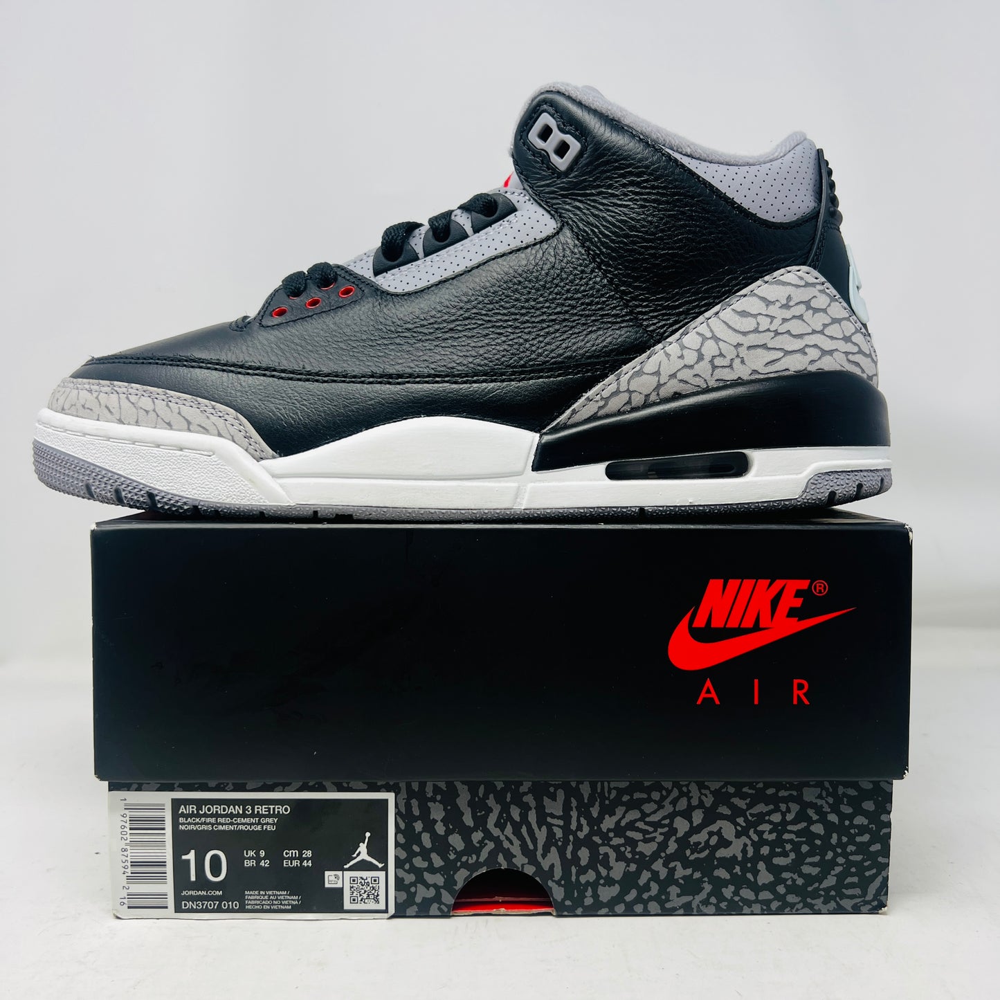 Jordan 3 Retro OG Black Cement (2024)