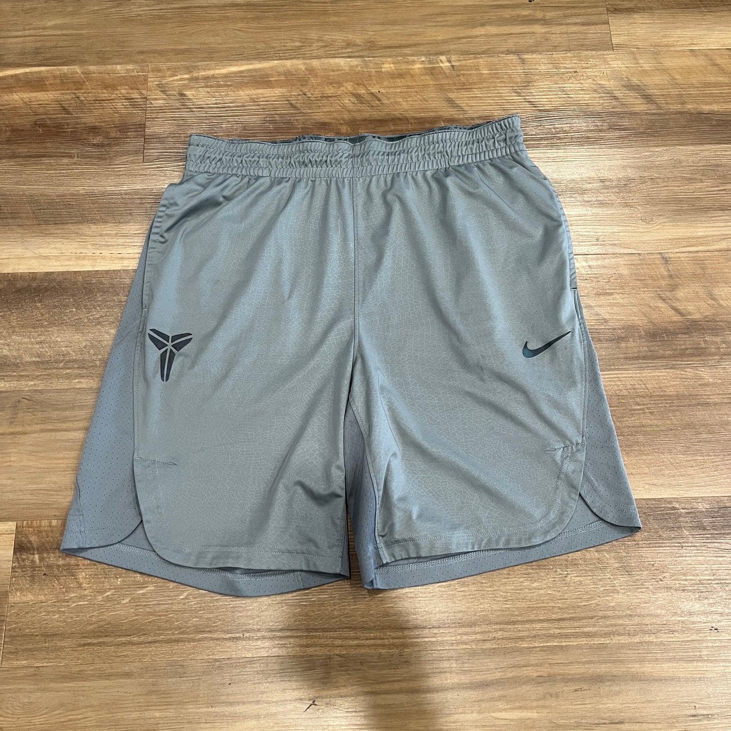 Nike Kobe Hyper Elite Men's Basketball Shorts Grey