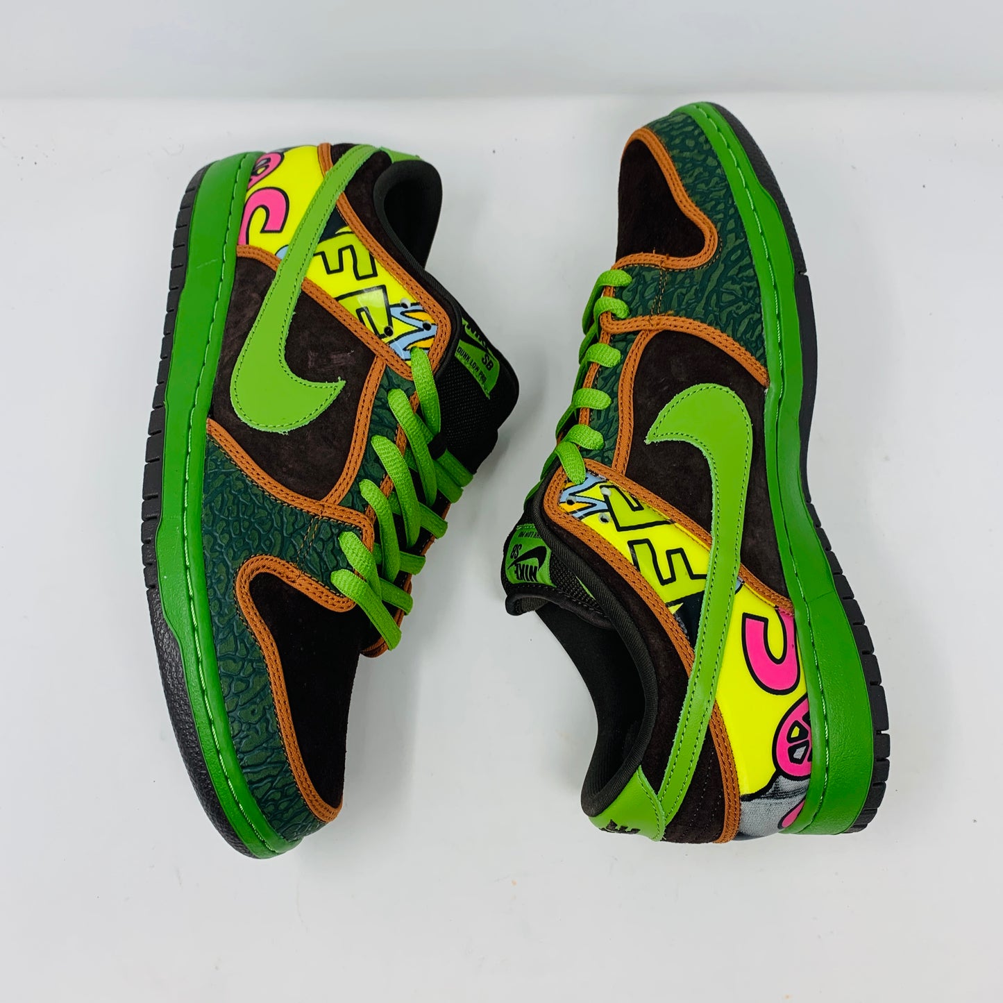 Nike SB Dunk Low De La Soul (2015)
