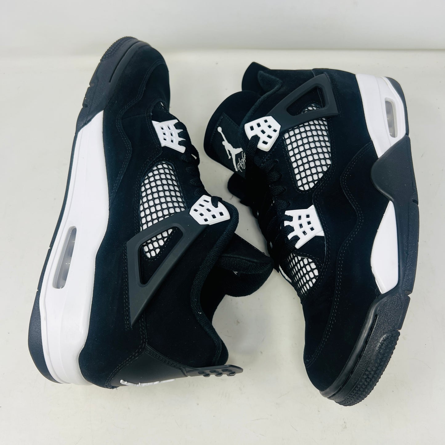 Jordan 4 Retro White Thunder
