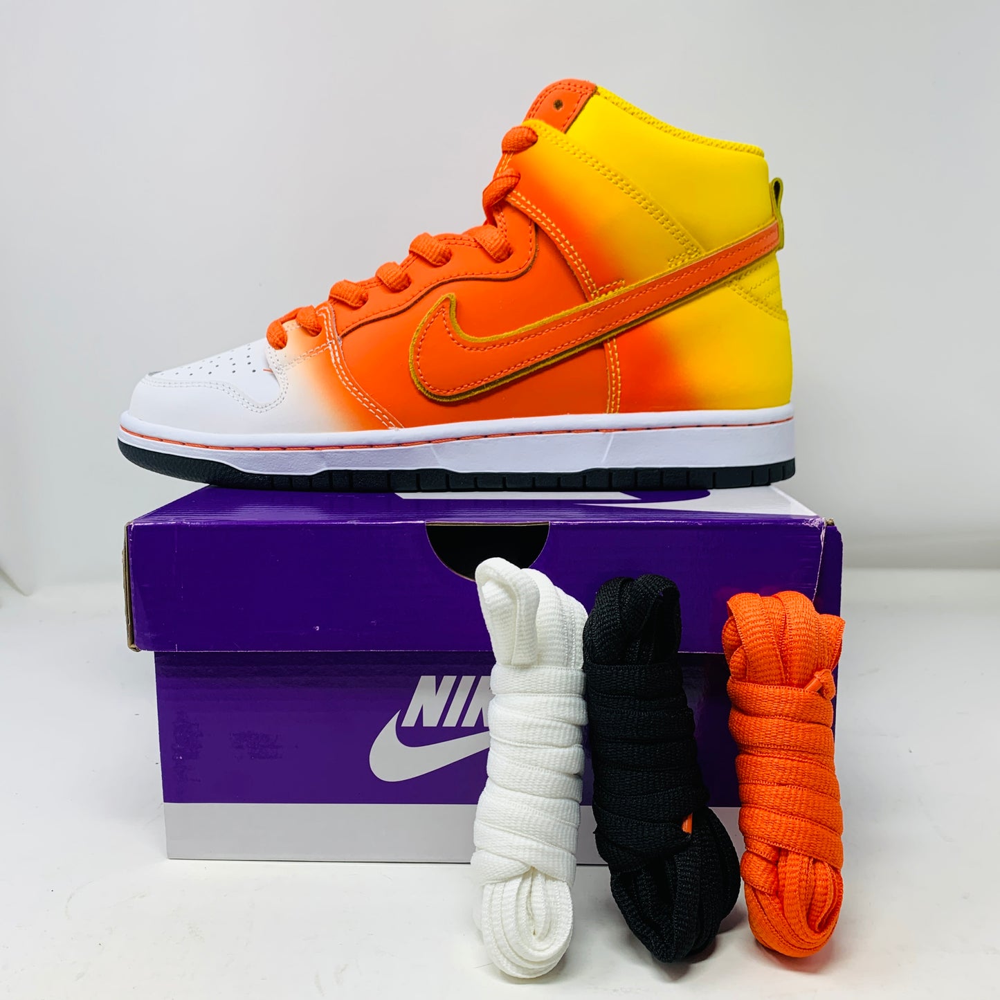 Nike SB Dunk High Sweet Tooth Candy Corn
