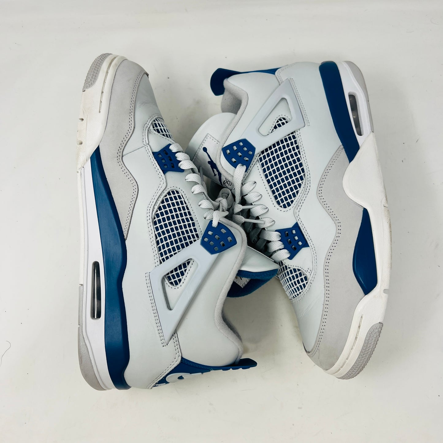 Jordan 4 Retro Military Blue (2024)