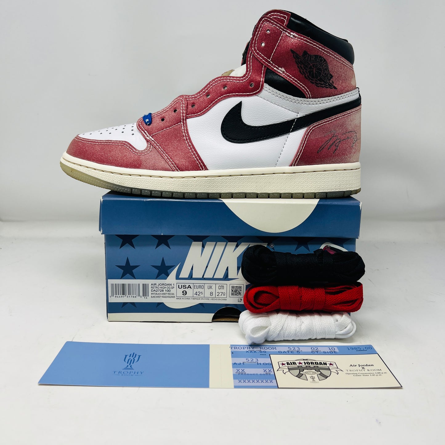 Jordan 1 Retro High Trophy Room Chicago (Friends and Family) (W/ Blue Laces)