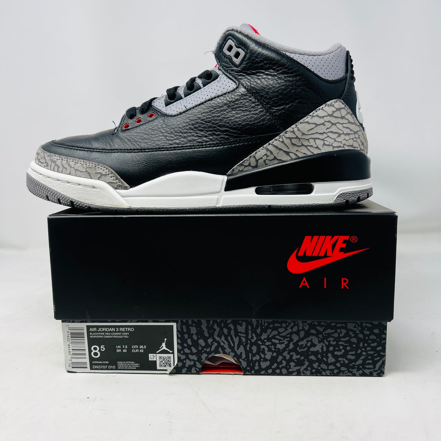 Jordan 3 Retro OG Black Cement (2024)