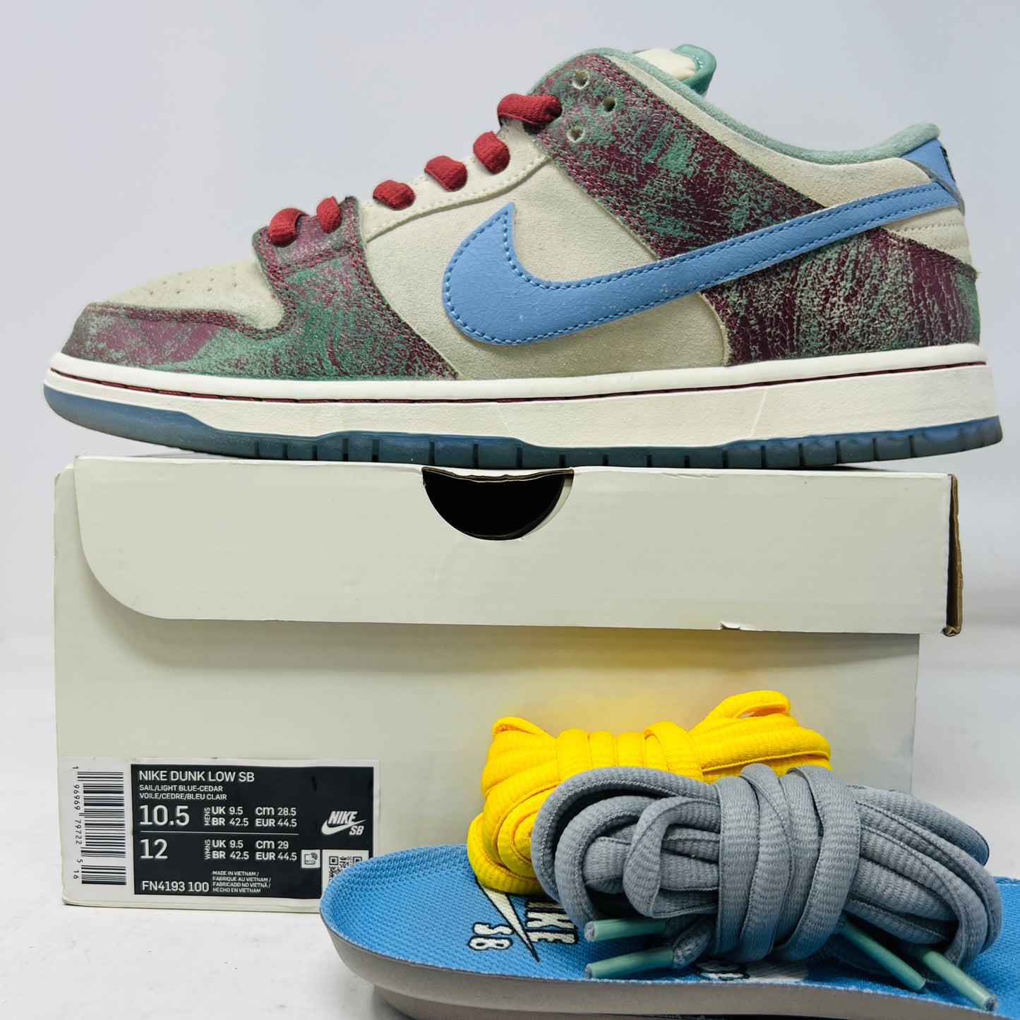 Nike SB Dunk Low Crenshaw Skate Club