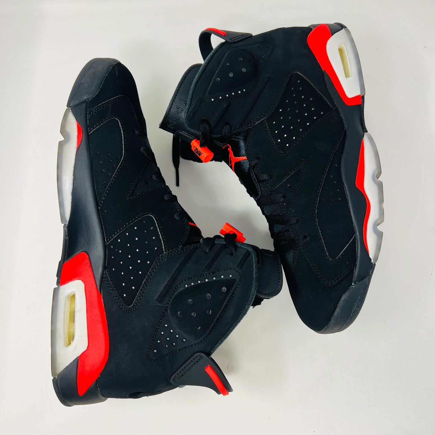 Jordan 6 Retro Black Infrared (2019)