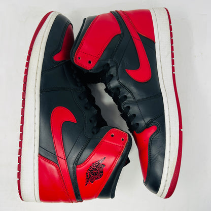 Jordan 1 Retro Bred (2013)