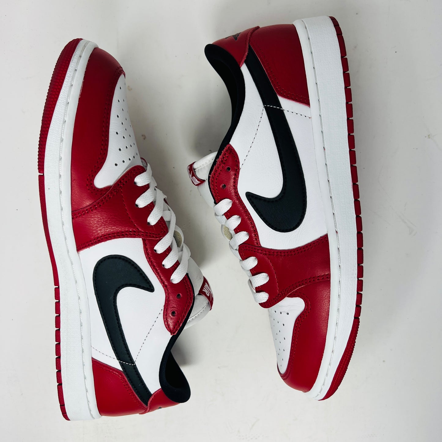 Jordan 1 Retro Low OG Chicago (2025)