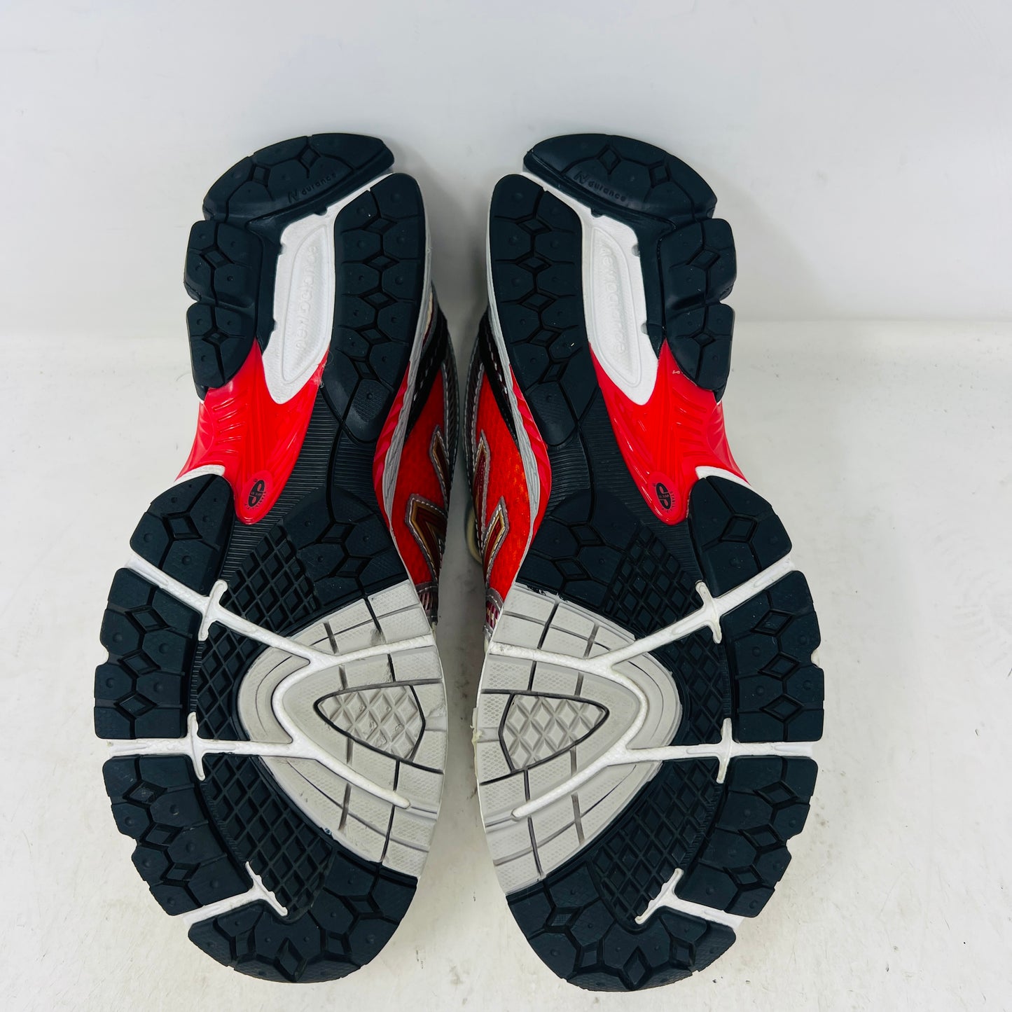 New Balance 860v2 Aime Leon Dore Red