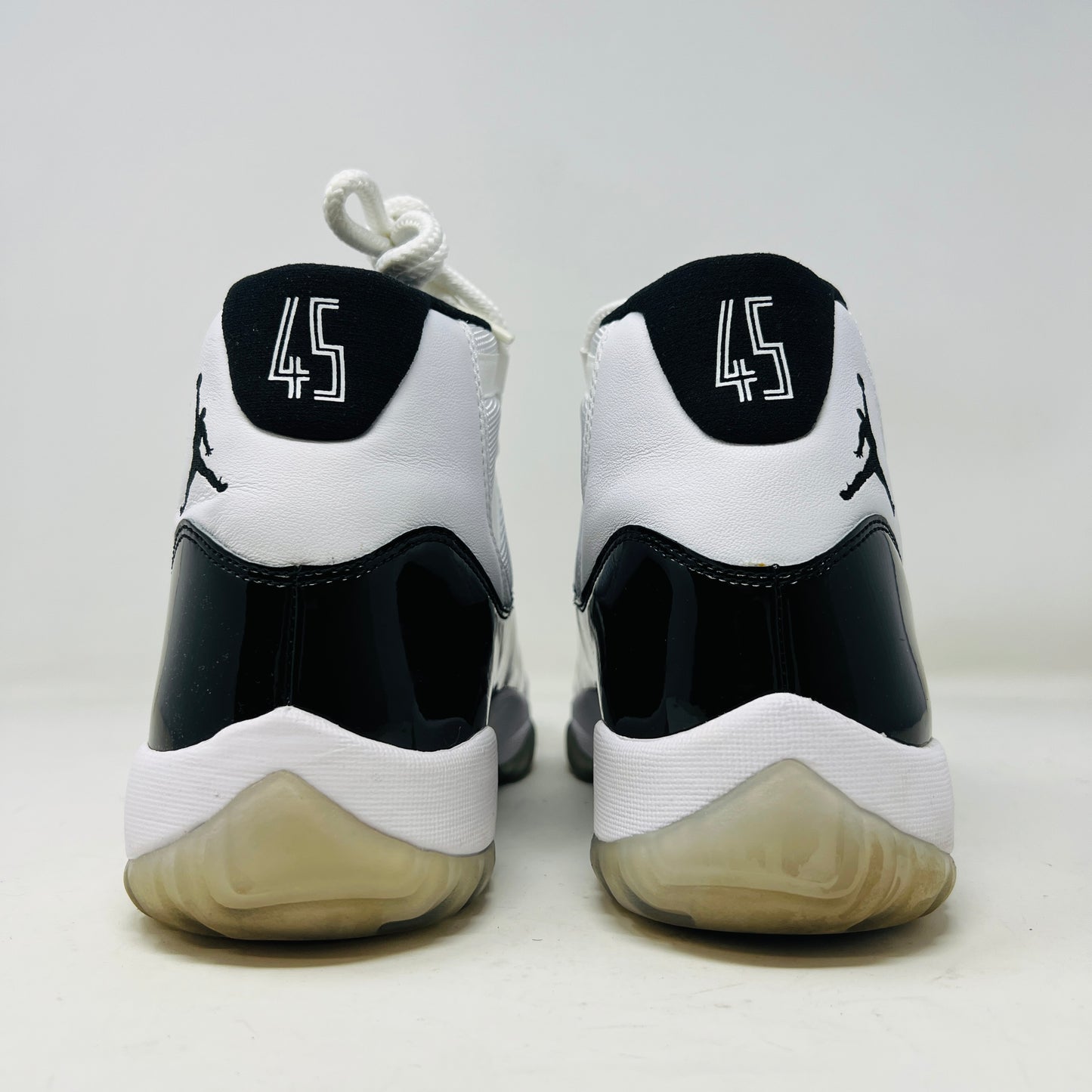 Jordan 11 Retro Concord