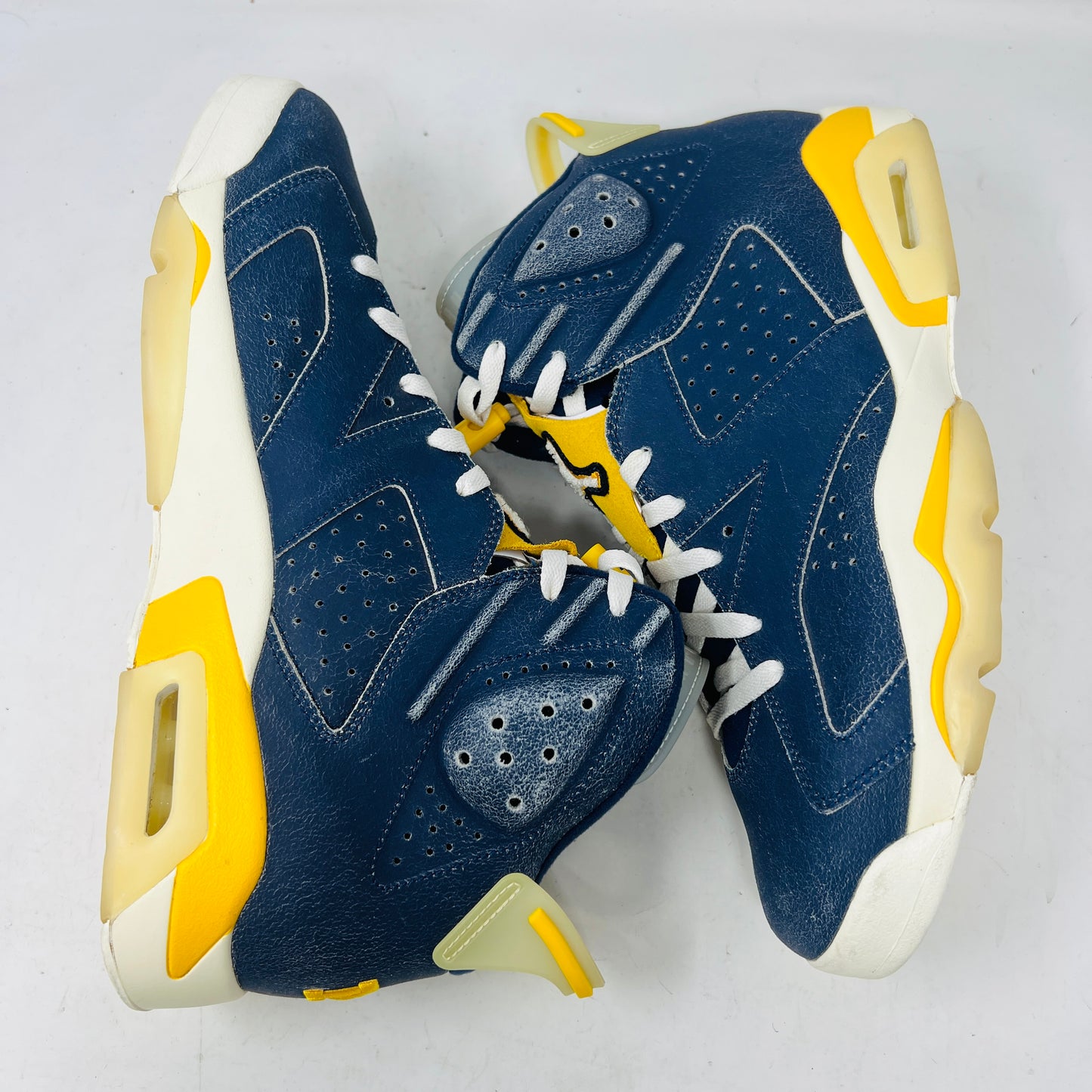 Jordan 6 Retro Michigan PE