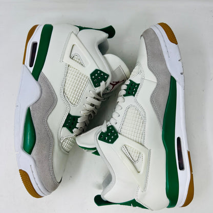 Jordan 4 Retro SB Pine Green