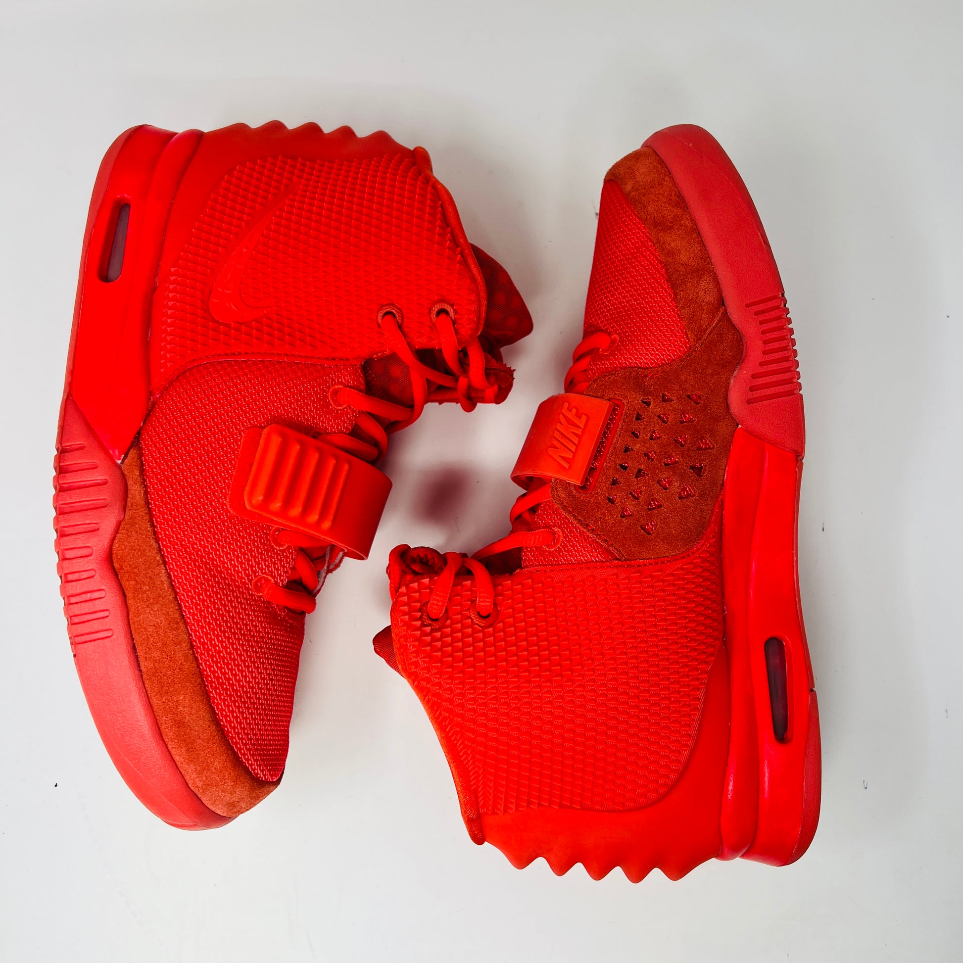 Nike Air Yeezy 2 Red October sneakers, slightly worn, 2014, with dust bag and lace locks.