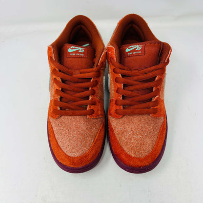 Nike SB Dunk Low Mystic Red Rosewood