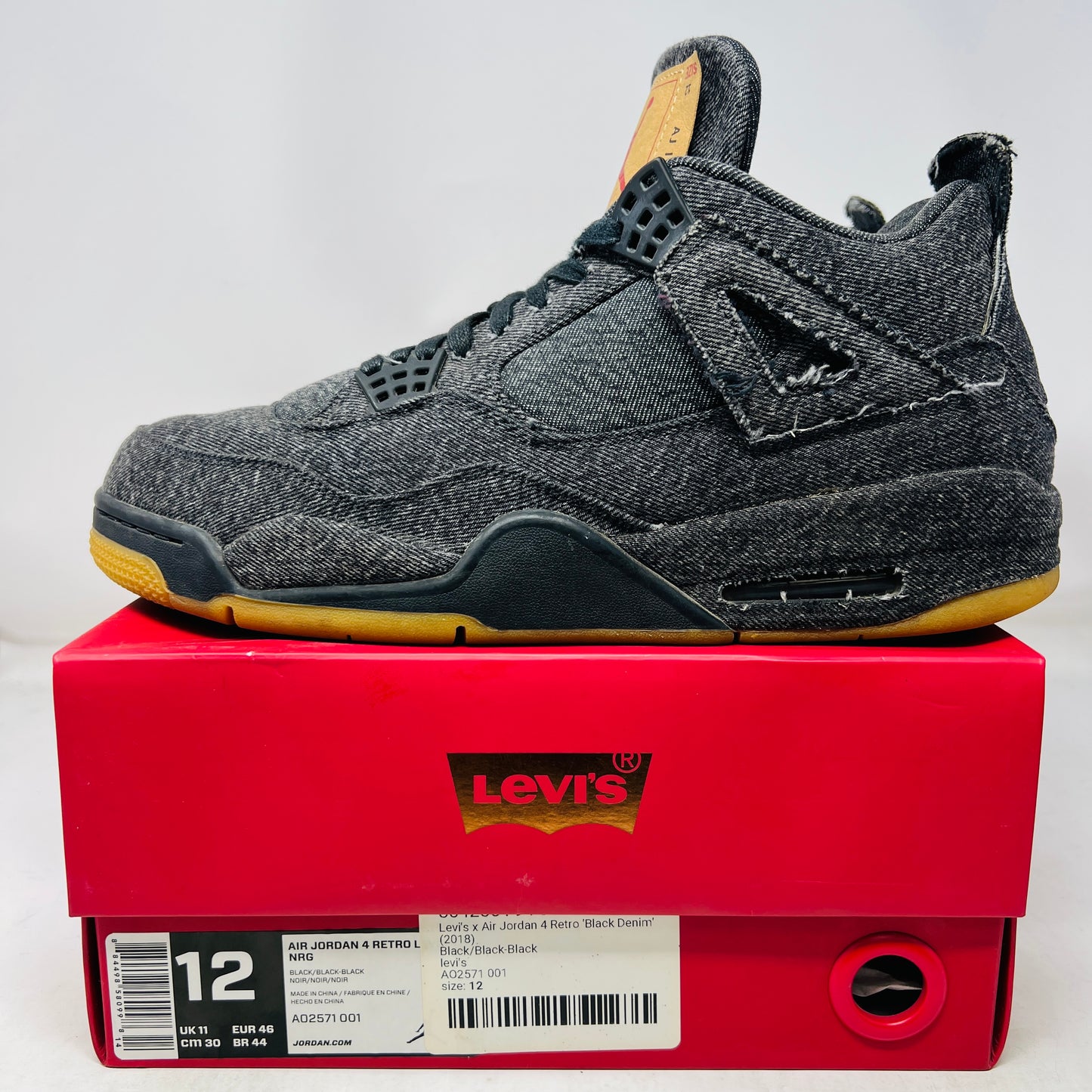 Jordan 4 Retro Levi's Black (Levi's Tag)