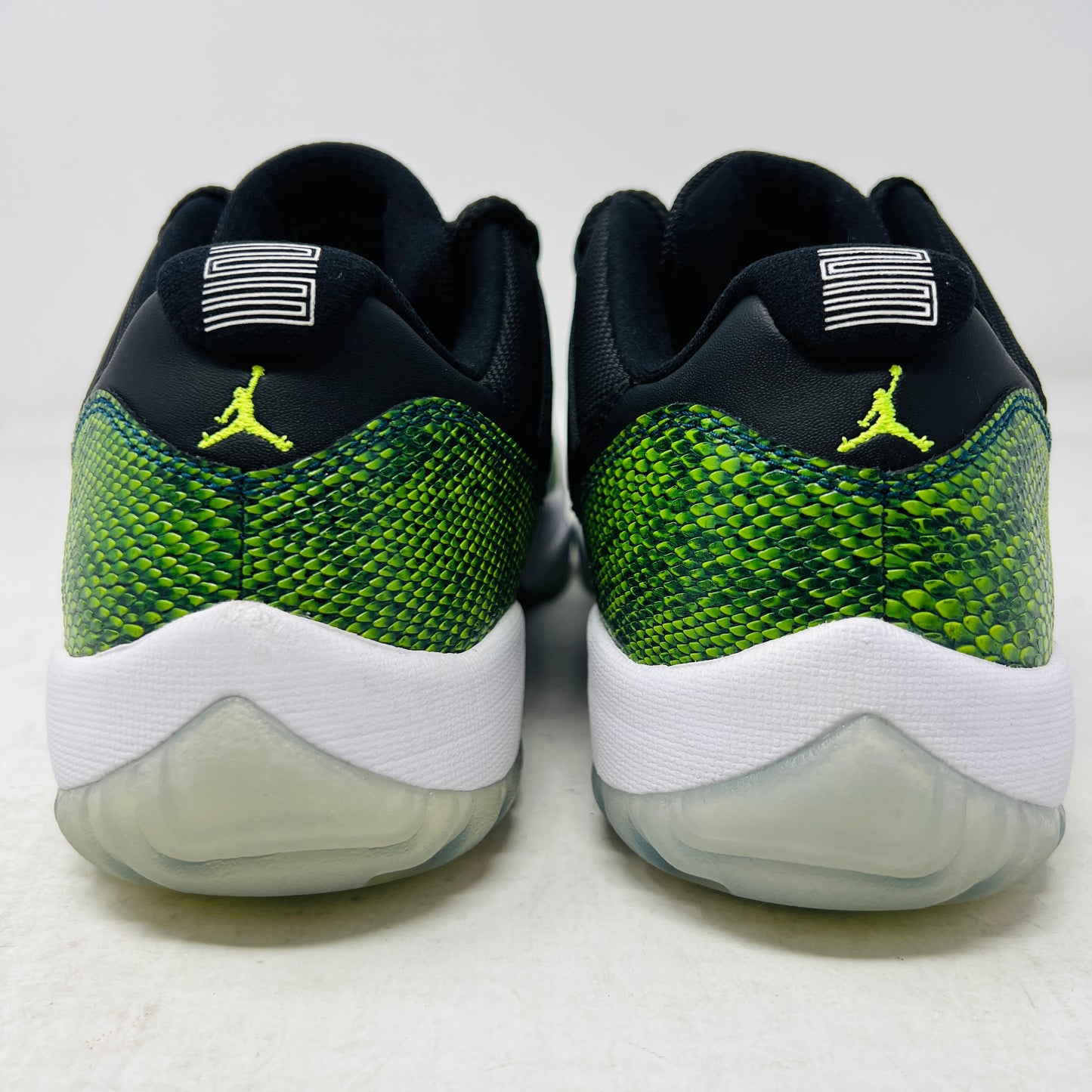 Jordan 11 Retro Low Green Snakeskin