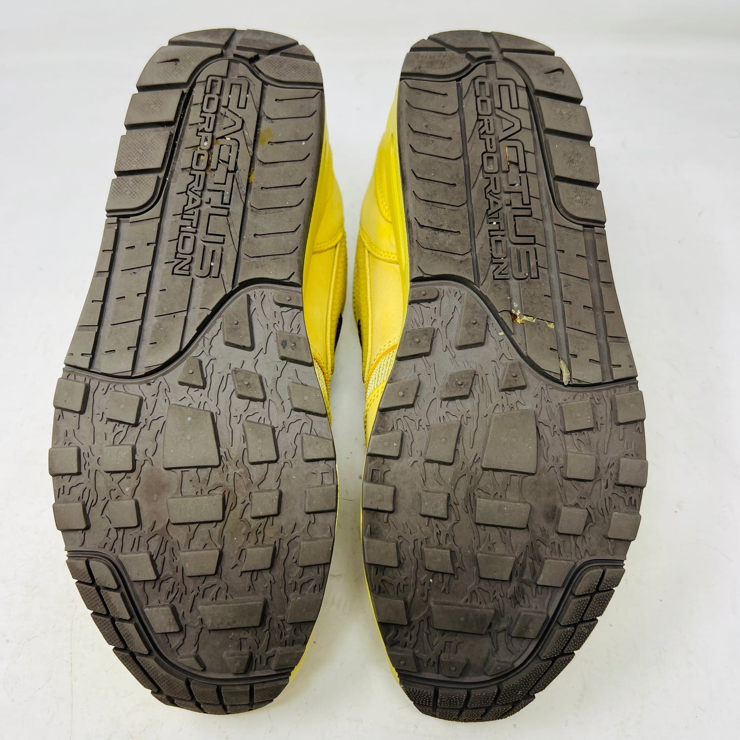 Nike Air Max 1 Travis Scott Cactus Jack Saturn Gold