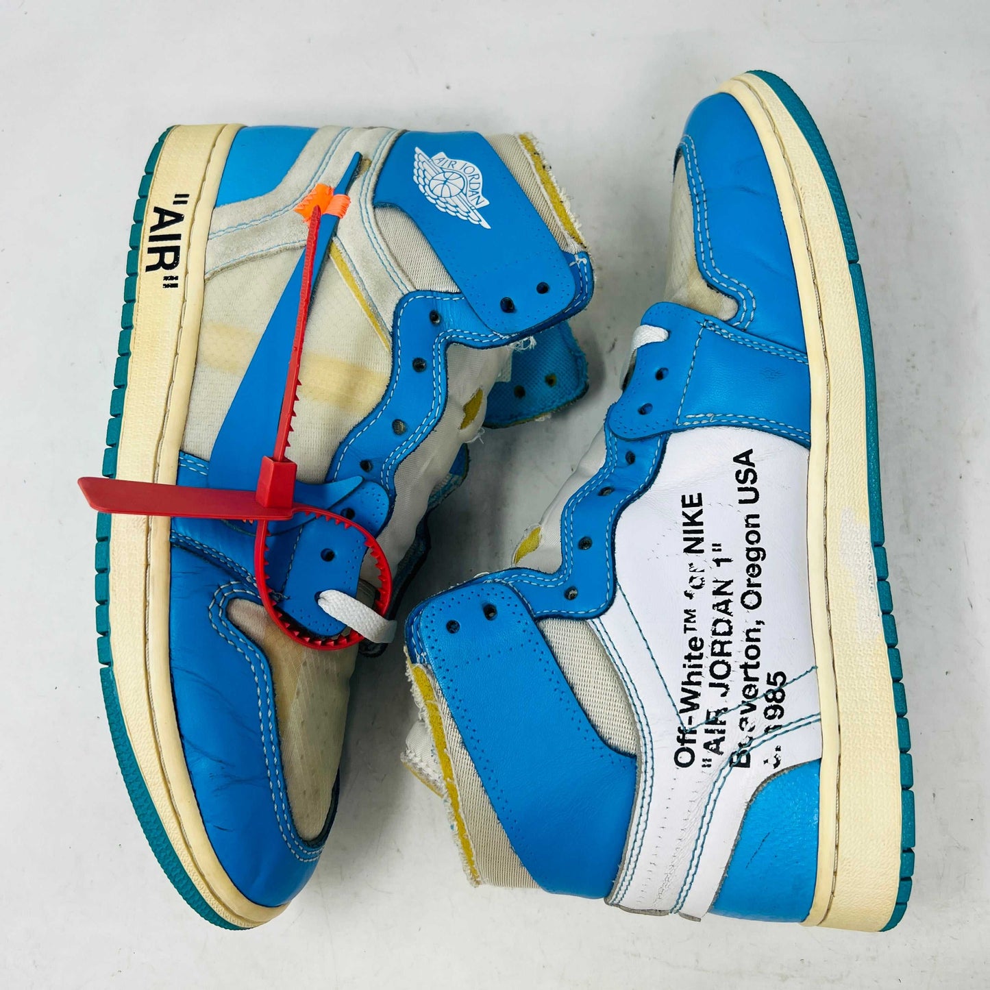 Jordan 1 Retro High Off-White University Blue