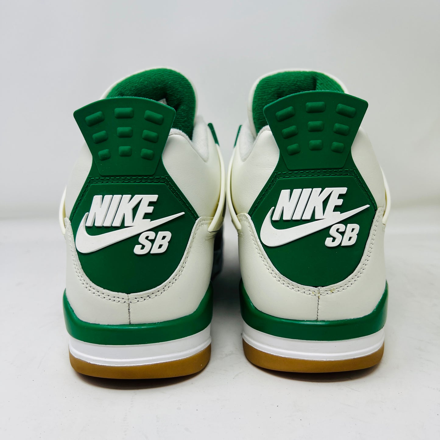 Jordan 4 Retro SB Pine Green
