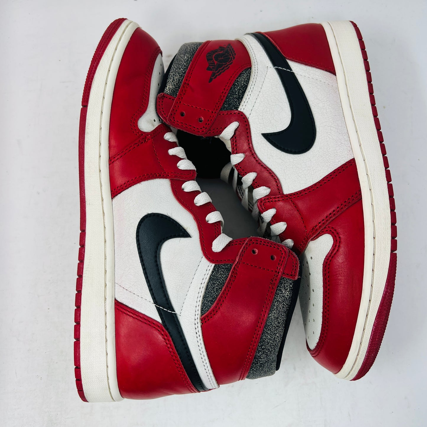 Jordan 1 Retro High OG Chicago Lost and Found